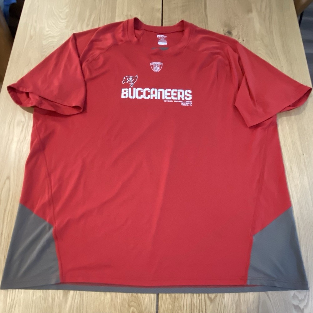 NFL Equipment Reebok Play Dry Mens Active T Shirt 4XL Red Gray Buccaneers NFL